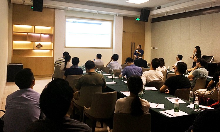 CIO私享会｜共享最佳实践，看智慧办公如何赋能地产行业…_03