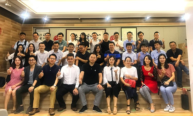 CIO私享会｜共享最佳实践，看智慧办公如何赋能地产行业…_12